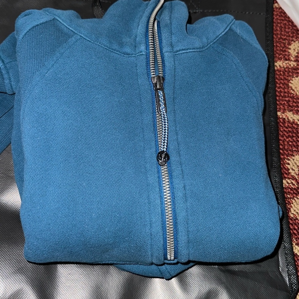 Lululemon scuba hoodie (blue)